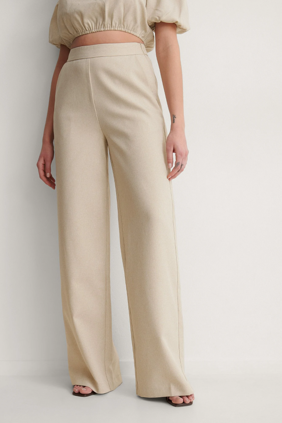 beige trousers wide leg