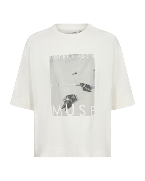 Bilde av CMMUSE- TEE - OFFWHITE