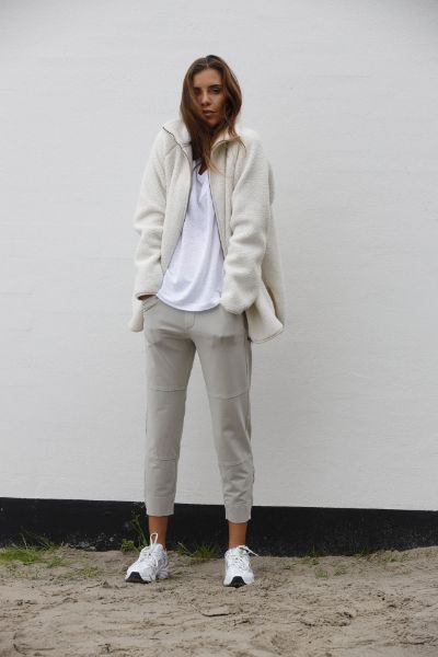 Bilde av FLEECE JAKKE -OFFWHITE